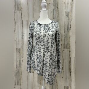 Karen Kane Asymmetric Snake Print Top